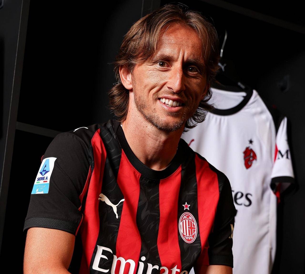 国米放弃引进尼科-帕斯，皇马拒绝出售球员