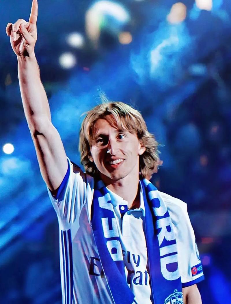 世界足球商业价值排名