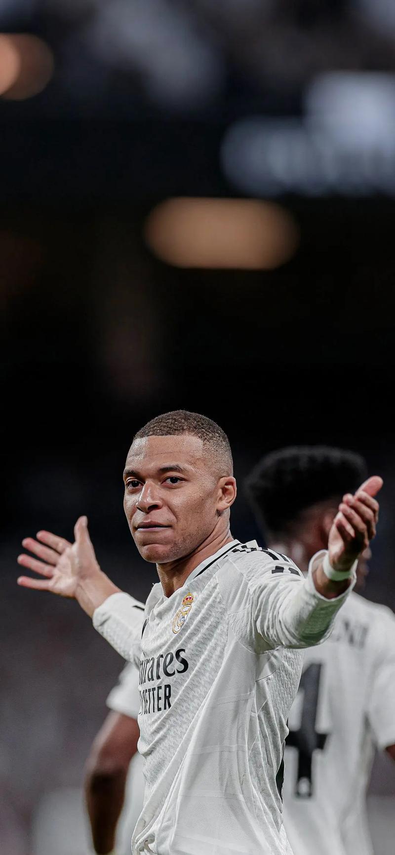 球迷：这停球我学不了