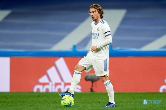 足球亚洲最佳球员候选名单公布，国脚成功入围